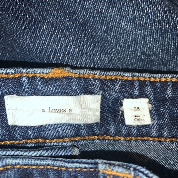 a loves a High Waisted Frayed Hem Straight Leg Jeans Size 25 - Picture 5 of 6